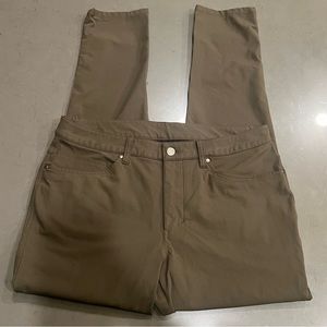 Lululemon ABC Slim Fit 32x32 Pants Olive Green